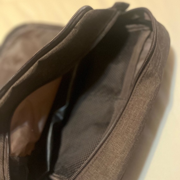 Every Man’s Jack Travel Bag - Picture 3 of 7